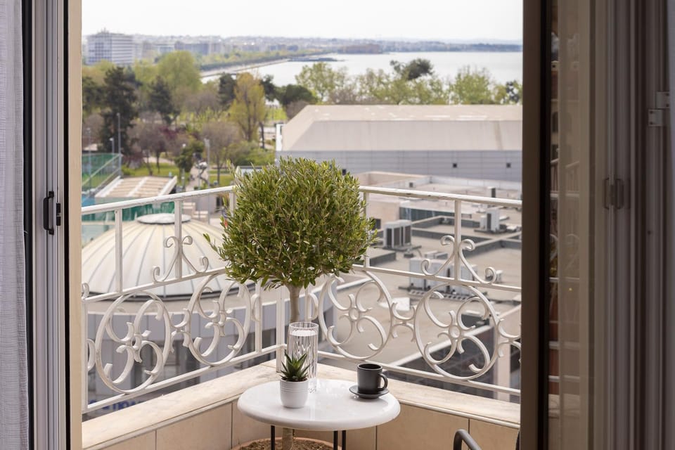 View (from property/room), Balcony/Terrace