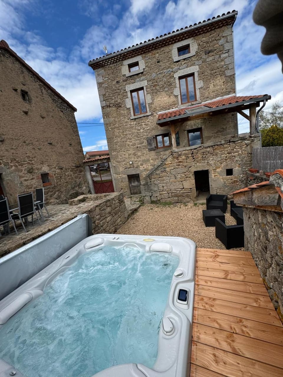 Patio, Hot Tub