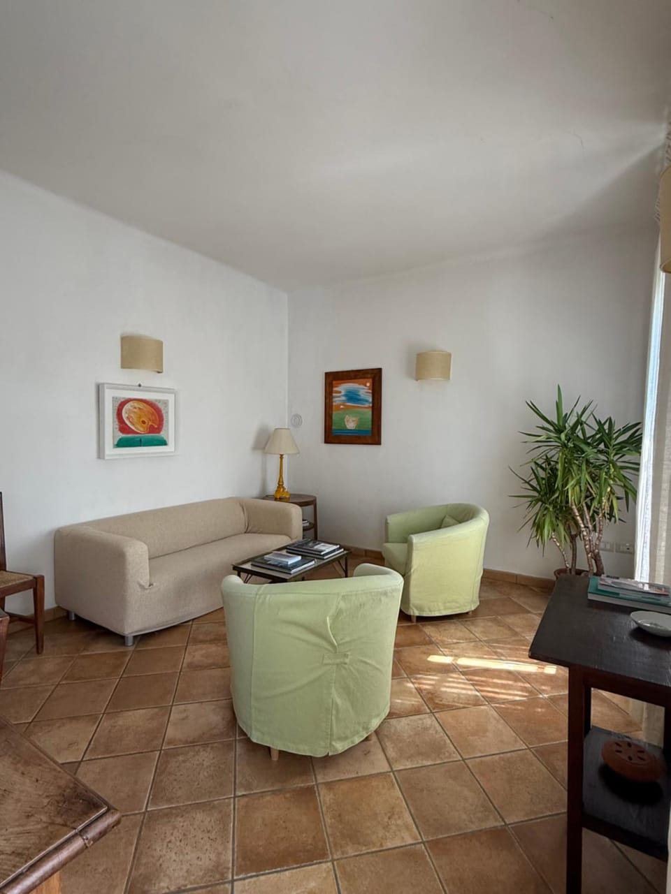 Living room, Seating area