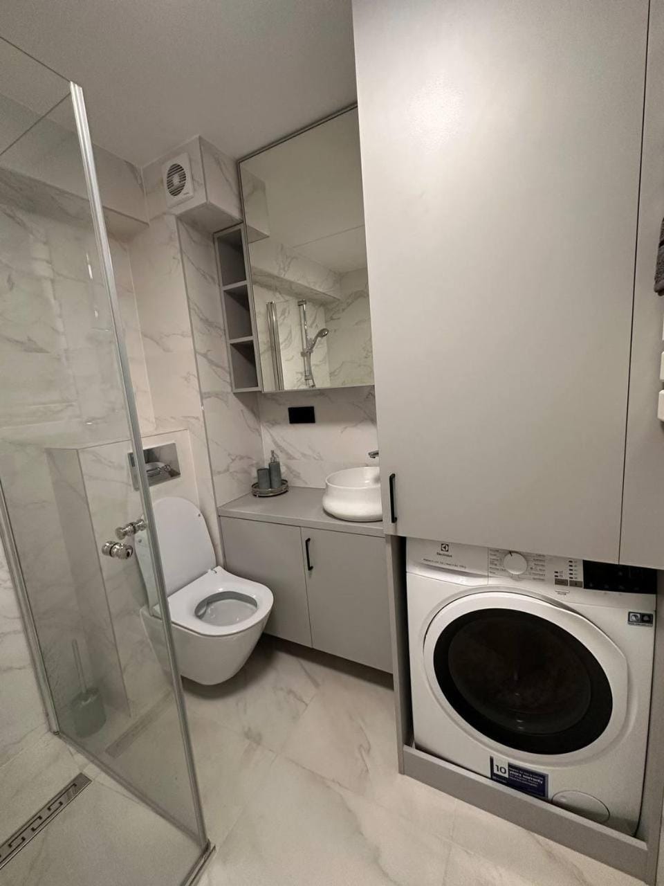 Shower, washing machine