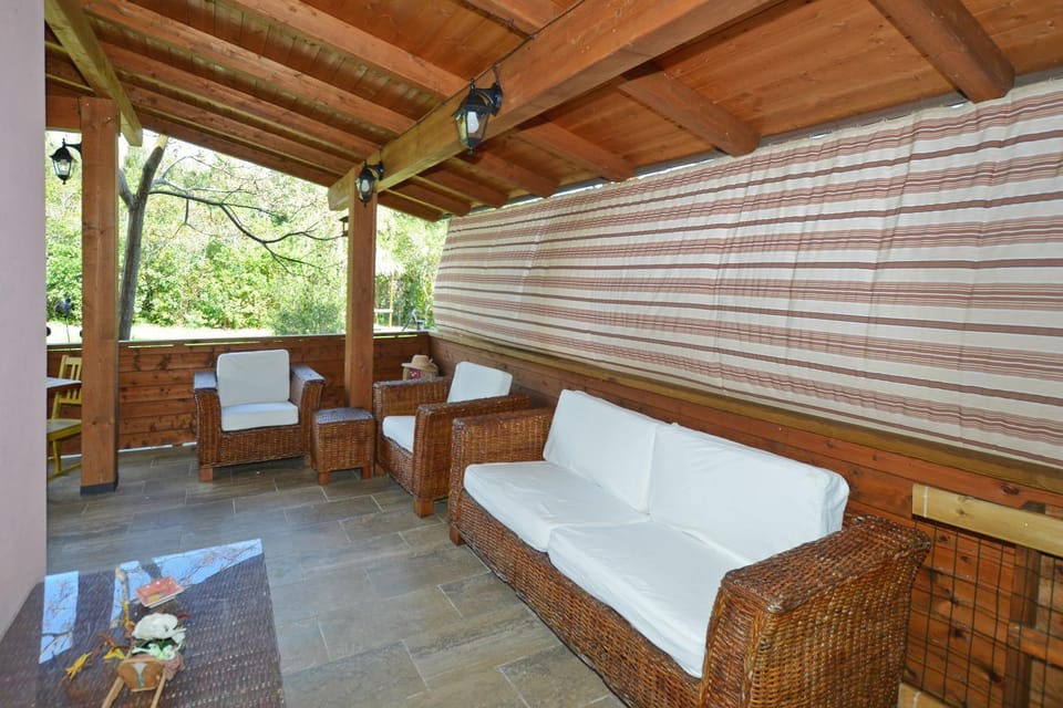 Piccola Fattoria - Happy Rentals Apartment in Tuscany