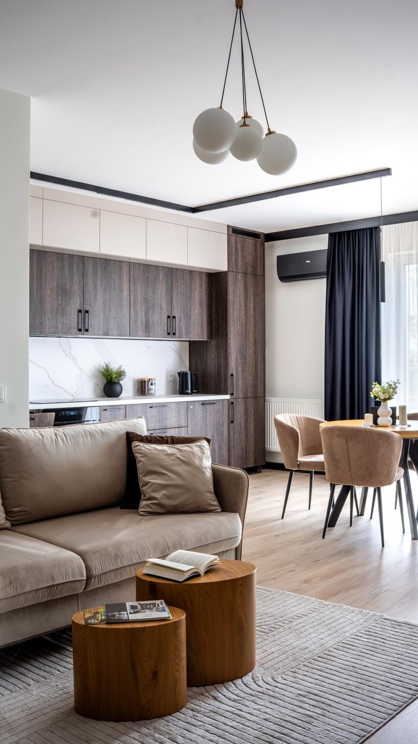 Kitchen or kitchenette, Living room