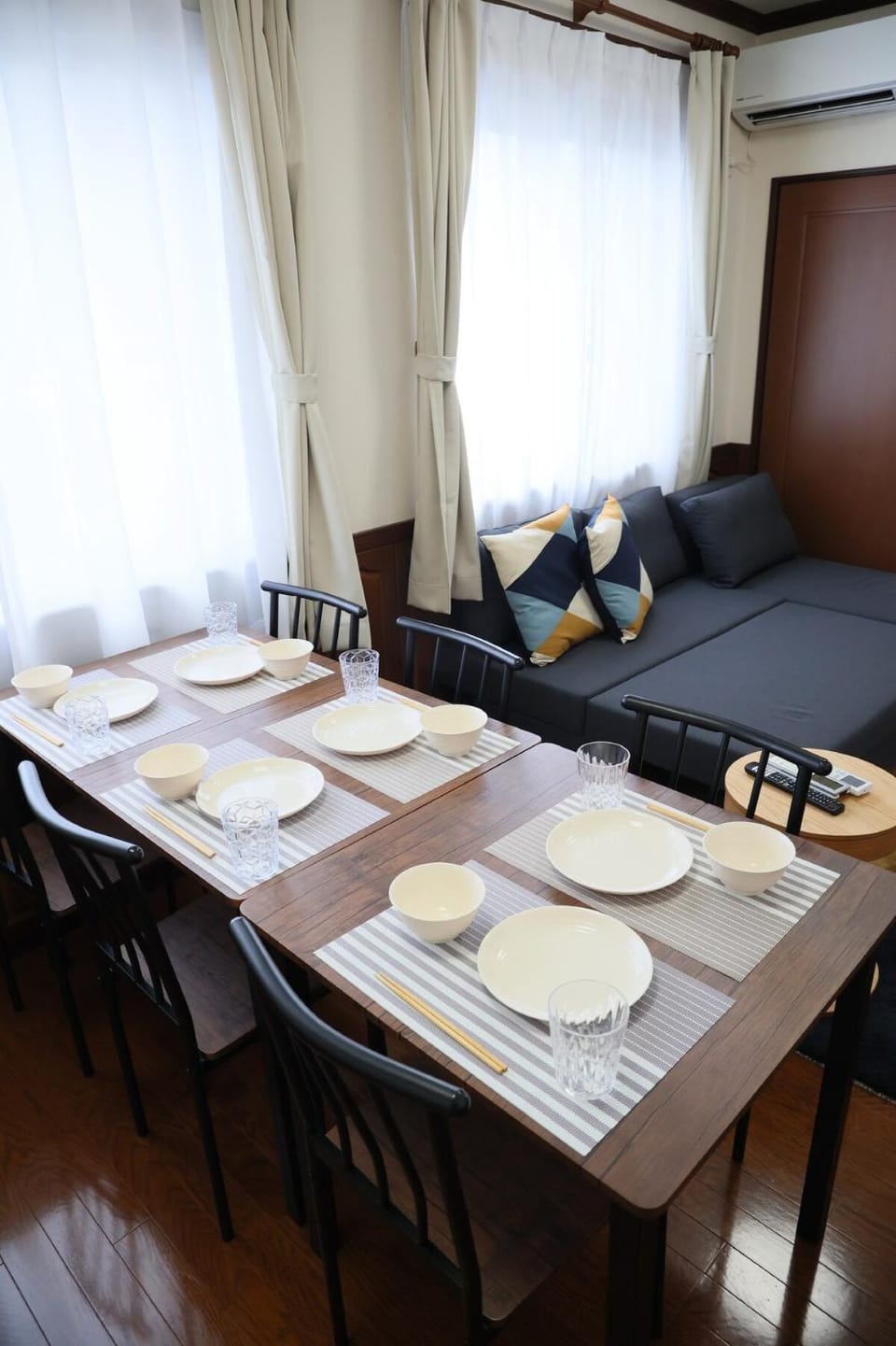 2 minutes on foot from the station You can use it with peace of mind because it is a whole house Apartment in Nagoya