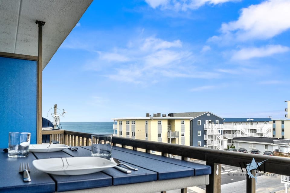 Ocean View 1-Bedroom Condo Perfect Beach Getaway in Ocean City House in Ocean City
