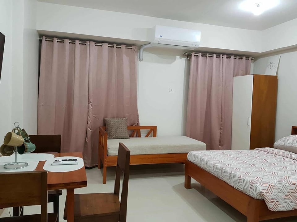SMDC Condo Iloilo Julianna Staycation Apartment hotel in Iloilo City