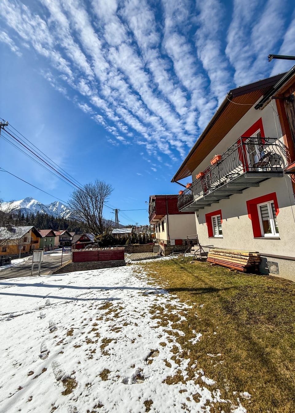 Property building, Street view