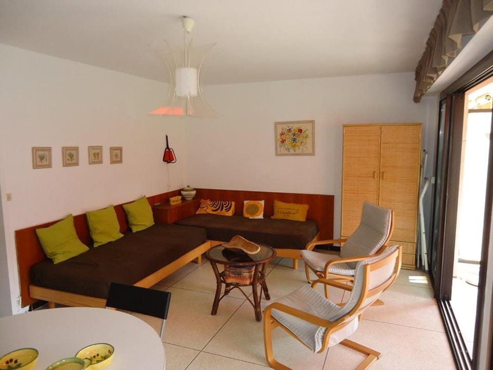 Bel appartement 2 pièces proche plages et commerces Apartment in Cavalaire-sur-Mer