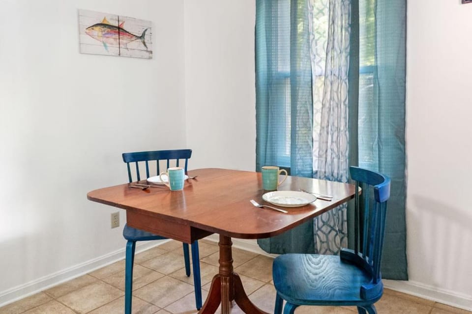 Pet-Friendly Ocean Pines Cottage Family-Friendly Retreat with Amenities House in Ocean Pines