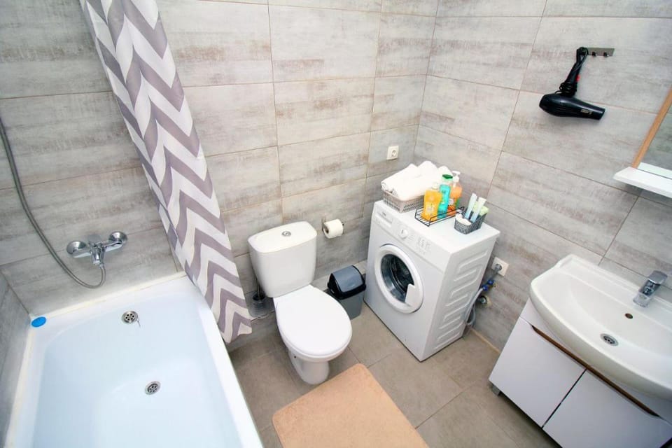 Светлые апартаменты на Арбате Apartment in Almaty