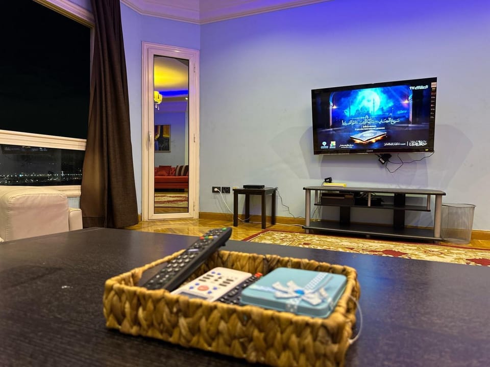 شقة فندقية علي النيل مباشره 1002 Apartment in Cairo Governorate