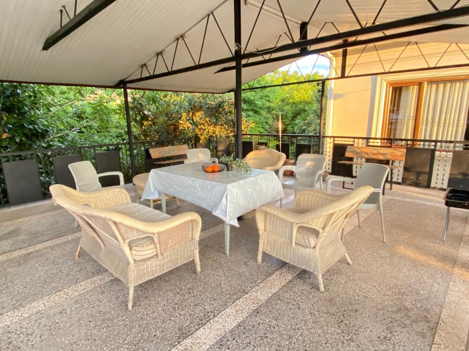 Villa Visteria with terrace Villa in Batumi