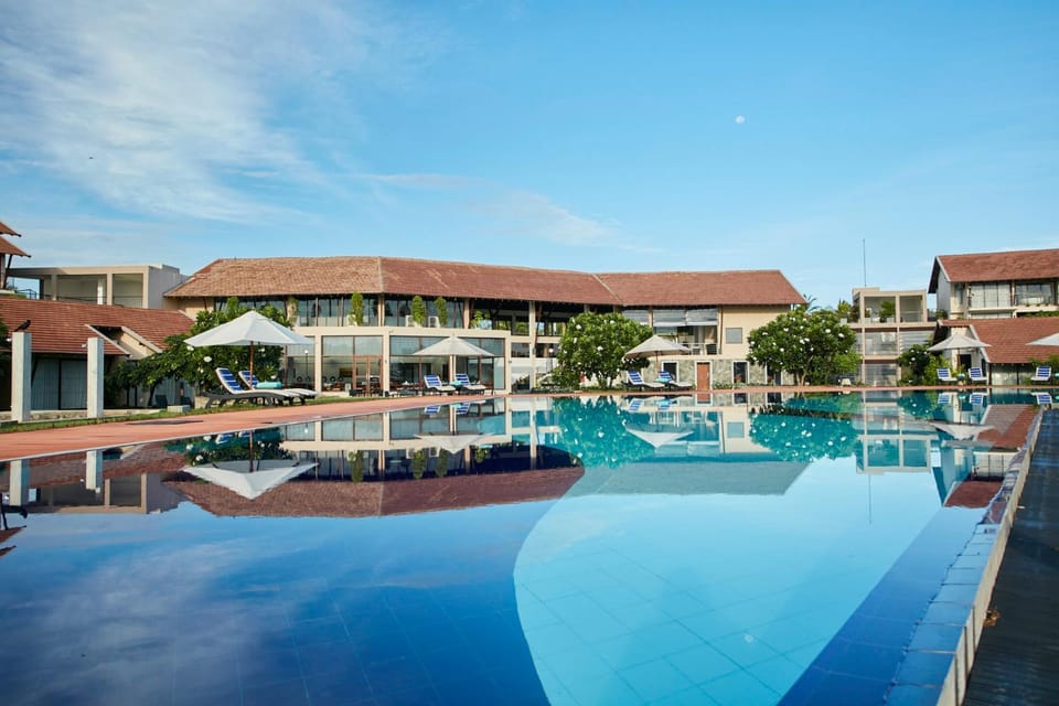 Property building, Pool view, Swimming pool