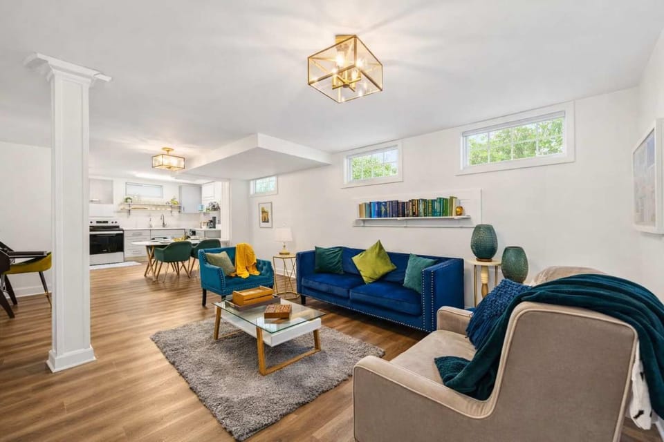 Modern Apt Near Churchill Downs & Expo Center Apartment in Jefferson County