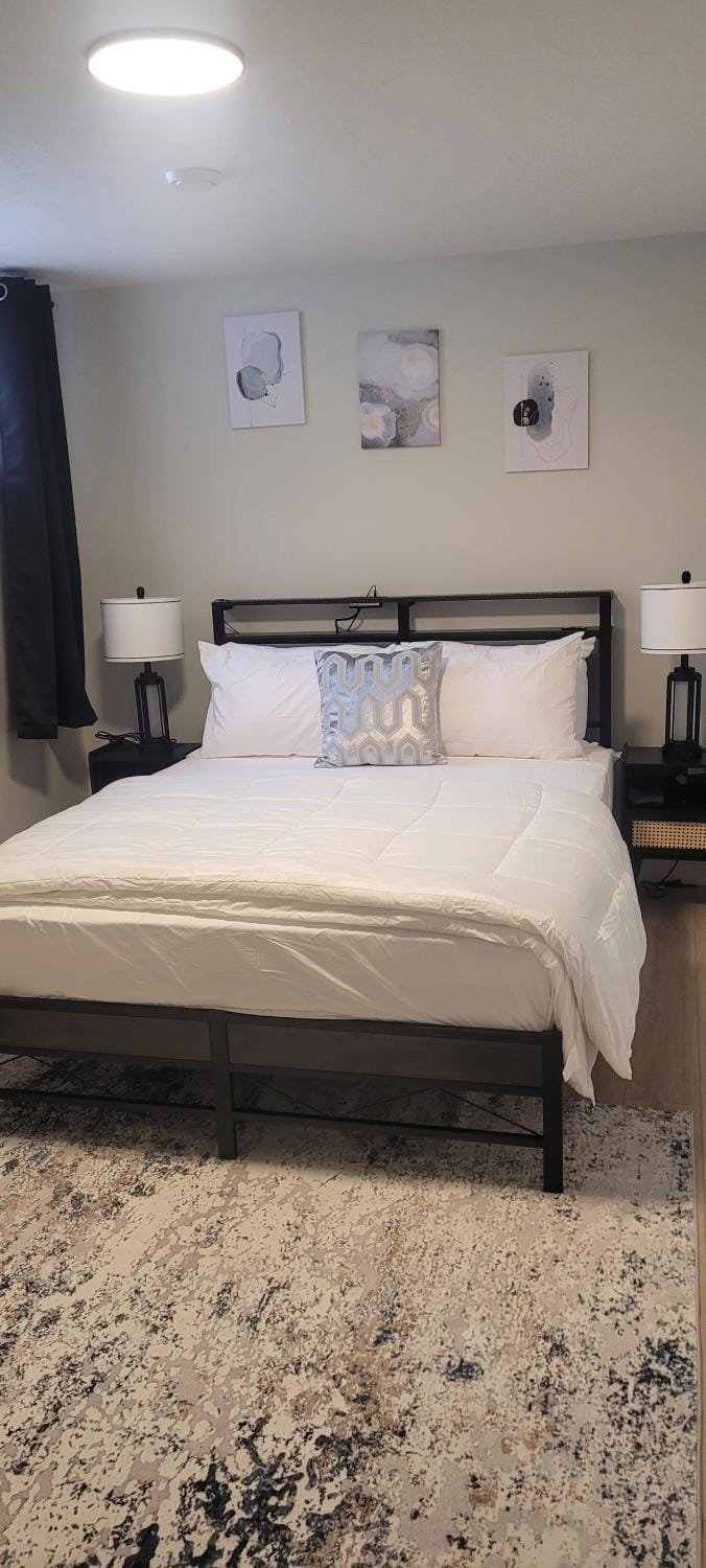 Hommie Vibes Basement Suite Apartment in Moncton