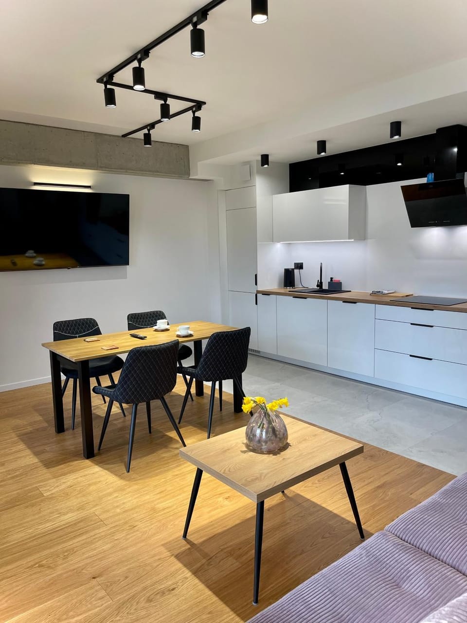 TV and multimedia, Kitchen or kitchenette, Living room, Seating area, Dining area, minibar