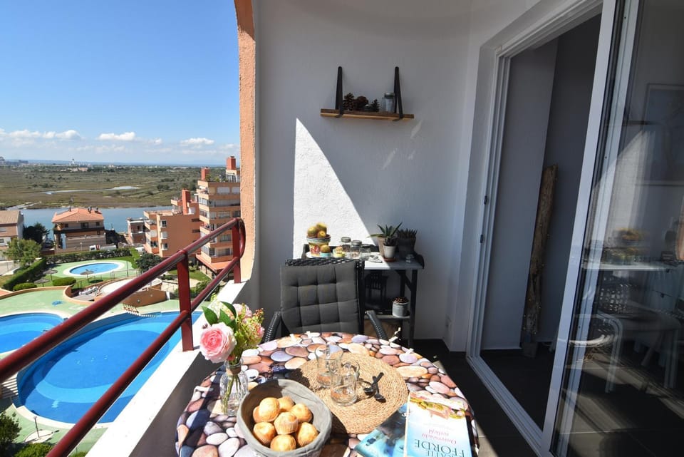 View (from property/room), Balcony/Terrace