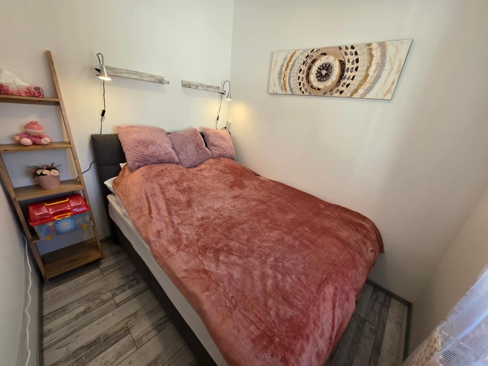 Rottenbiller Gardens 5 Apartment in Budapest