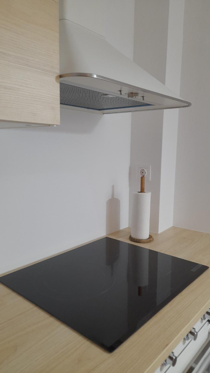 Kitchen or kitchenette, stove