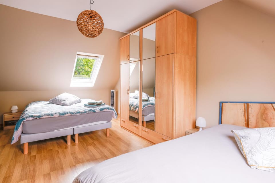 Property building, Living room, Bedroom