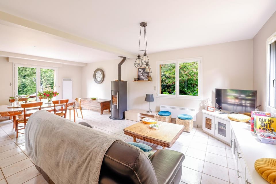Property building, Living room