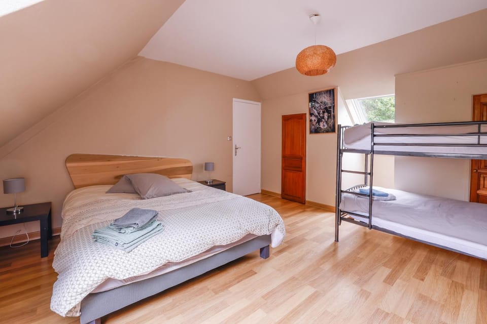 Property building, Living room, Bedroom