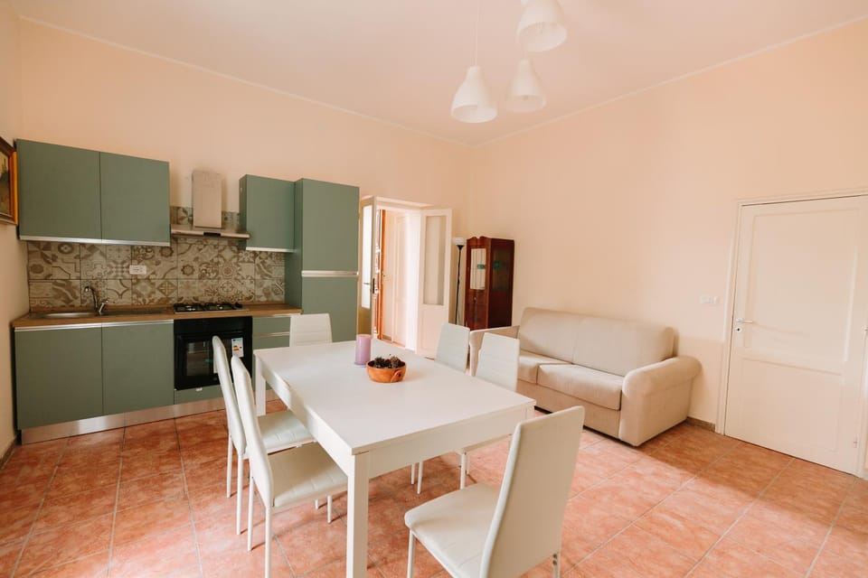 Kitchen or kitchenette, Living room, Dining area