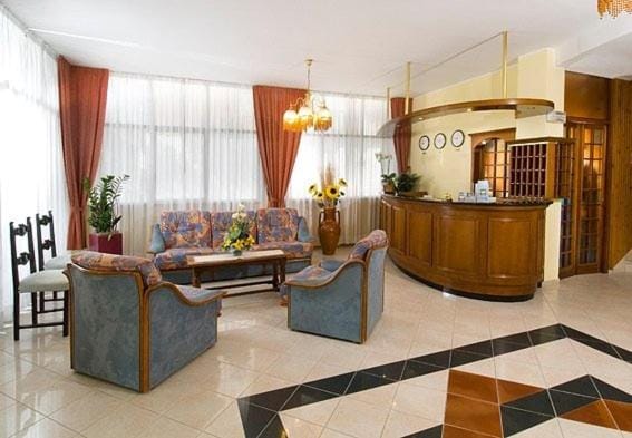 Hotel PARIGI Hotel in Cervia