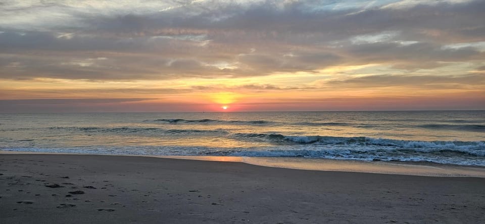 Reefs III H1: Just Sea Inn by Carolina Beach Realty Apartment in Carolina Beach
