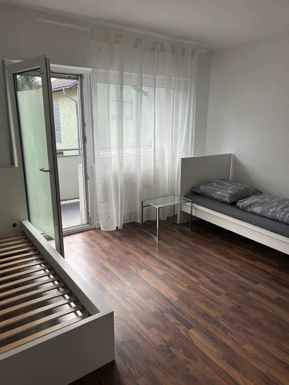 3 Bedrooms furnished Apartment Mühlheim Frankfurt Apartment in Hesse