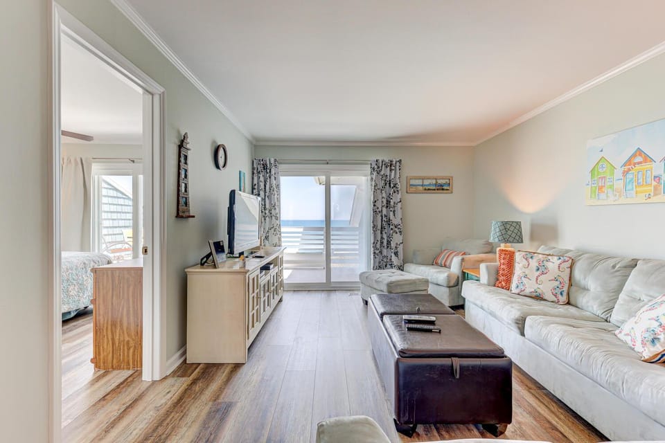 Reefs IV C3 by Carolina Beach Realty Apartment in Carolina Beach