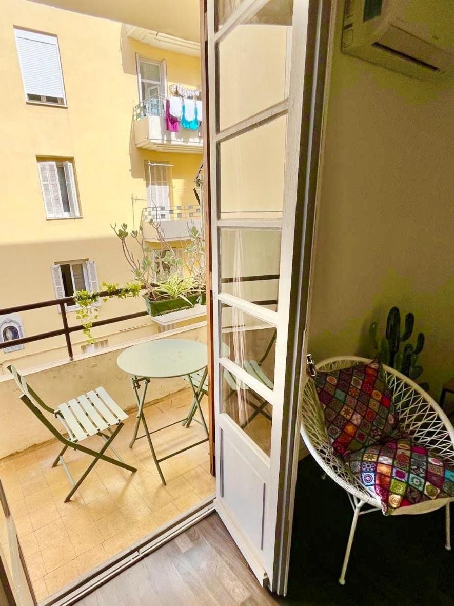Balcony/Terrace, Balcony/Terrace