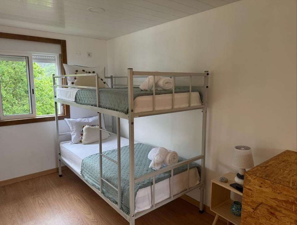 bunk bed