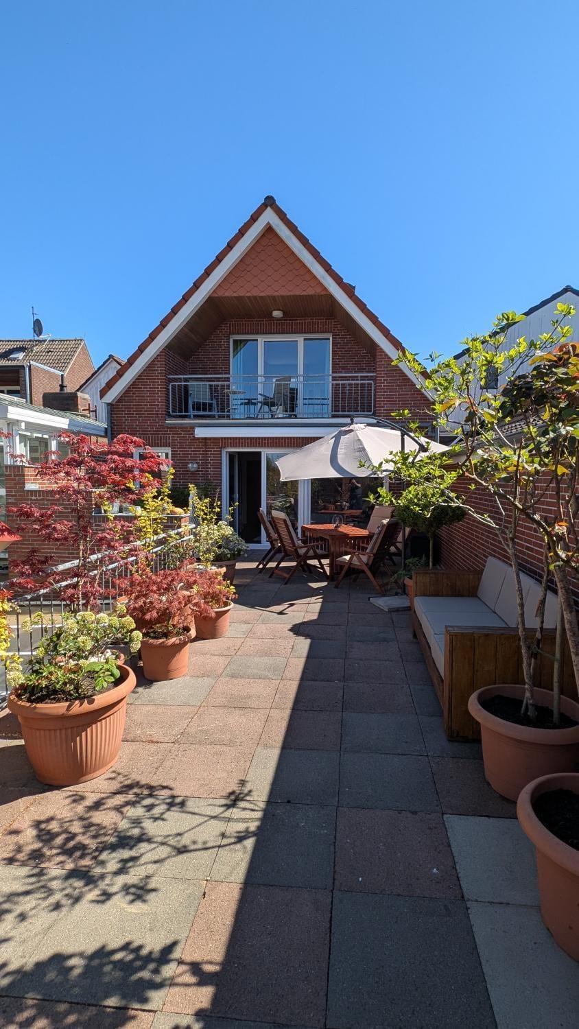 Property building, Balcony/Terrace