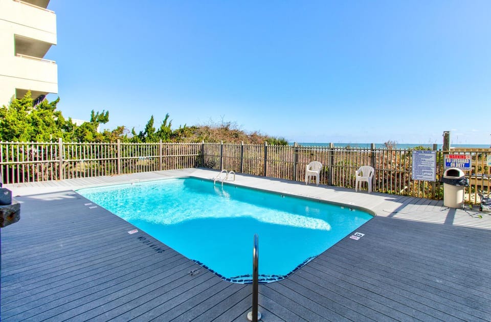 Salty Hammocks B6 by Carolina Beach Realty Apartment in Carolina Beach