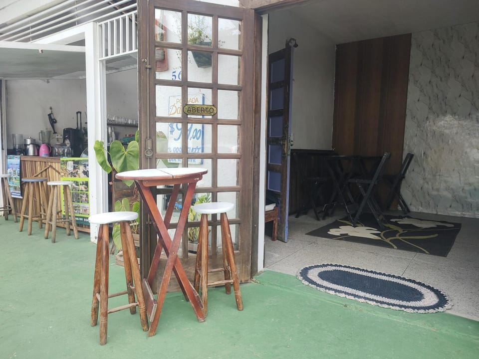 Property building, Restaurant/places to eat, Breakfast