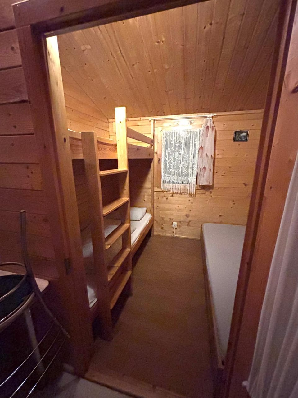Photo of the whole room, Bedroom, bunk bed