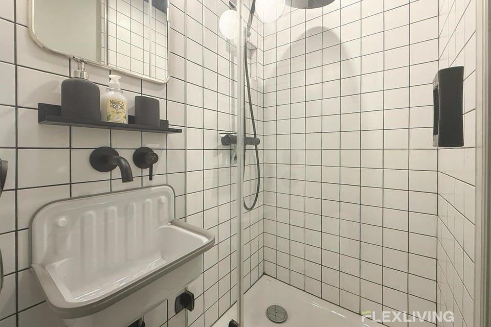 Flexliving - Studio - Manuel Apartment in Paris