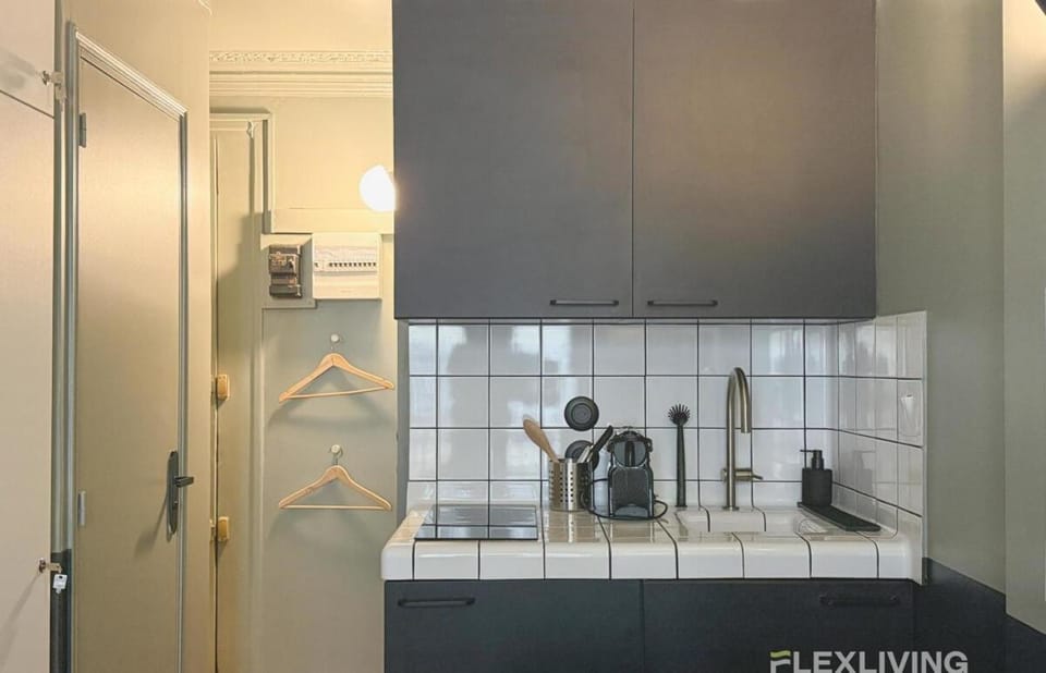 Immeuble Manuel Apartment in Paris
