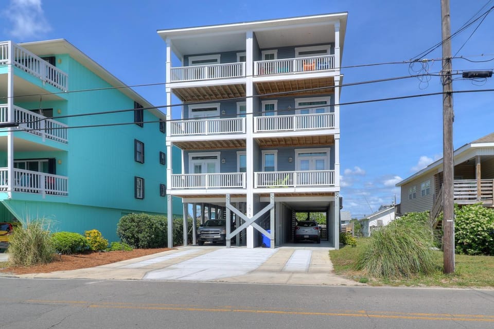Seabatical by Carolina Beach Realty House in Carolina Beach