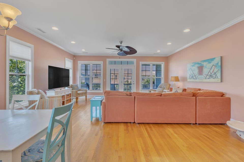 Seaside Hugs by Carolina Beach Realty House in Kure Beach