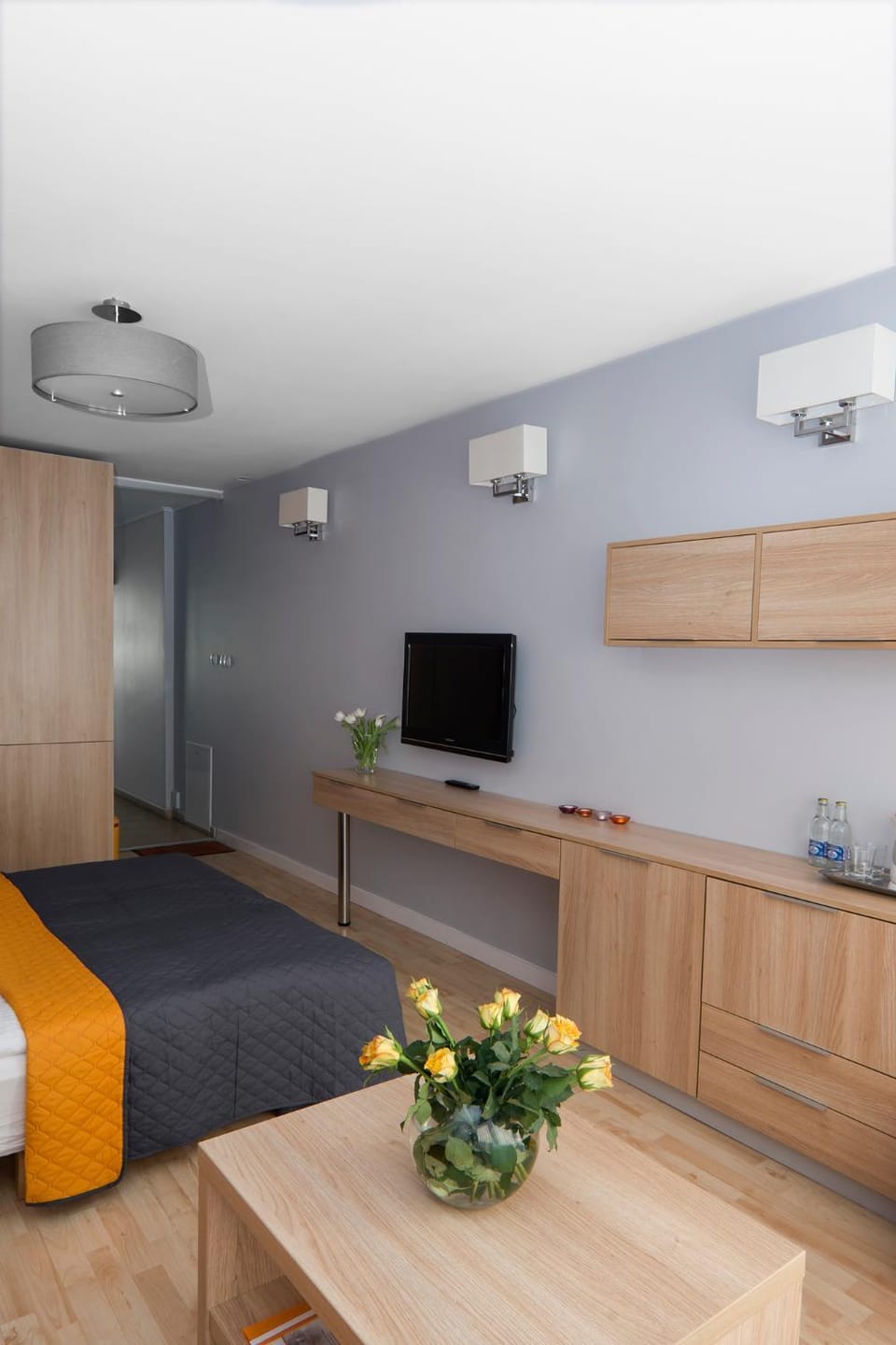 Biały Domek studio pomarańczowe Apartment in Poland