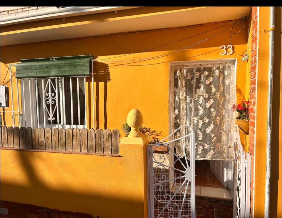 vivir en el paraiso cerca del mar Apartment in Malaga