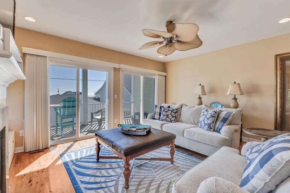 Island Dreams by Carolina Beach Realty House in Kure Beach