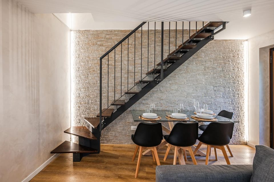 Living room, Dining area, Lunch
