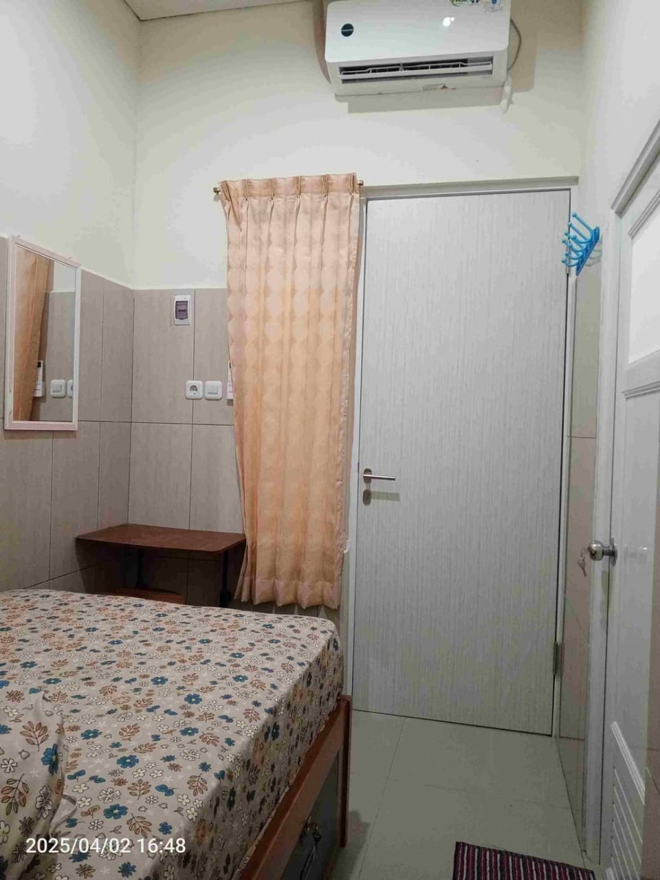Griya Kos Amurang Syariah Vacation rental in Surabaya