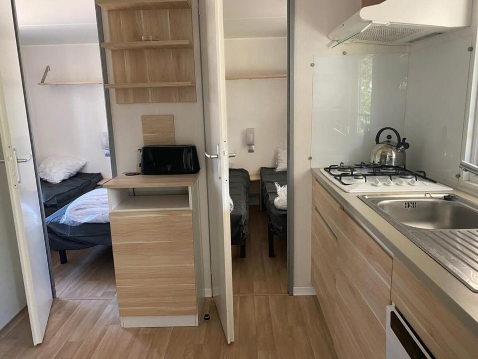Mobile home in 5-star camping Apartment in Vendays-Montalivet