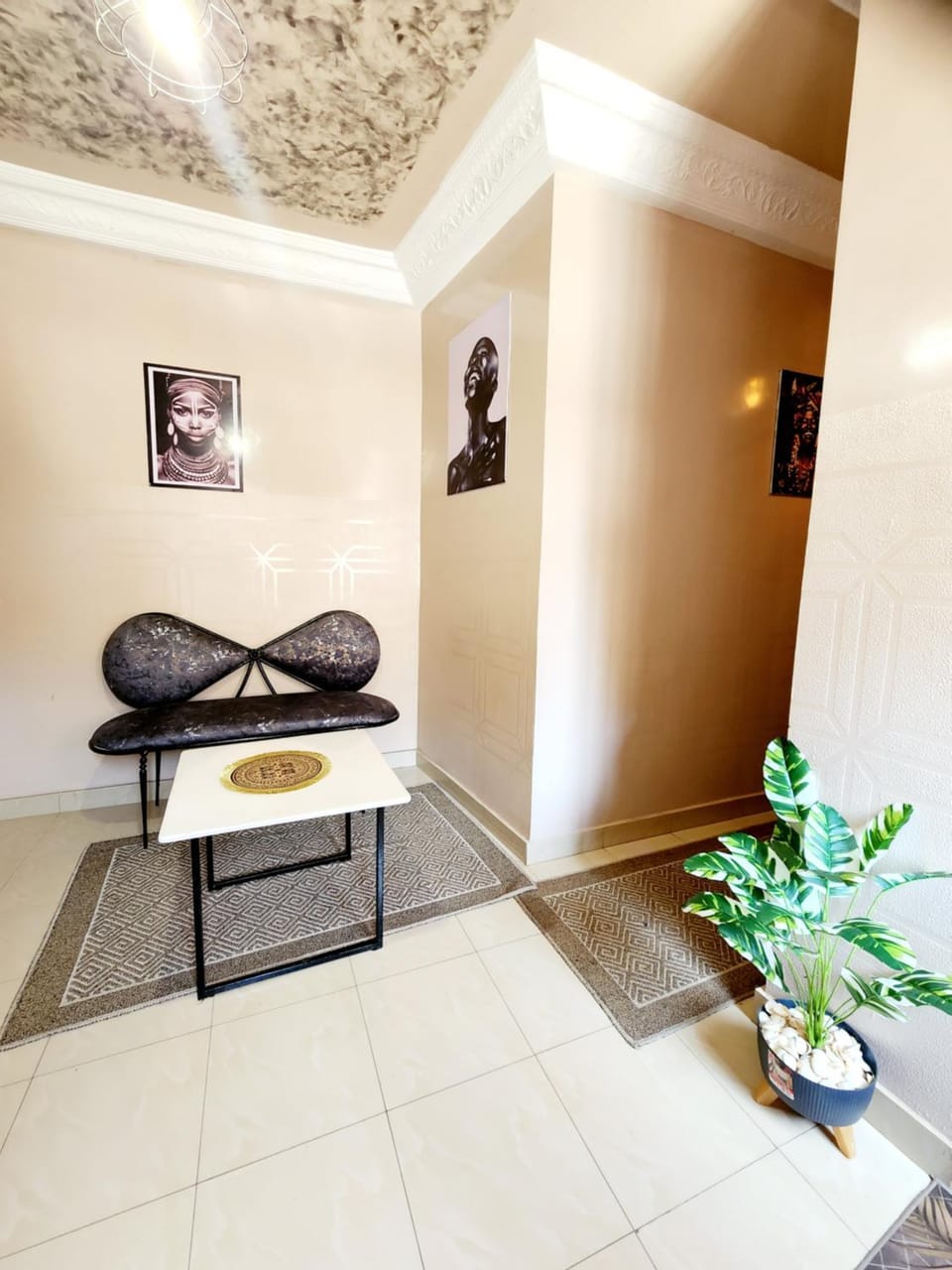 Living room, Seating area