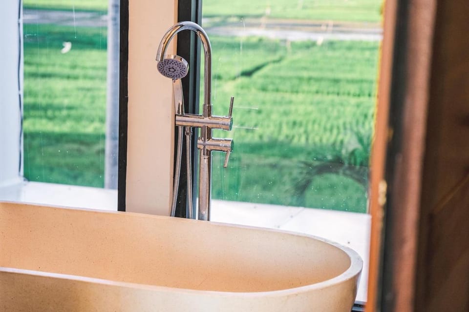 Bathroom, Bath