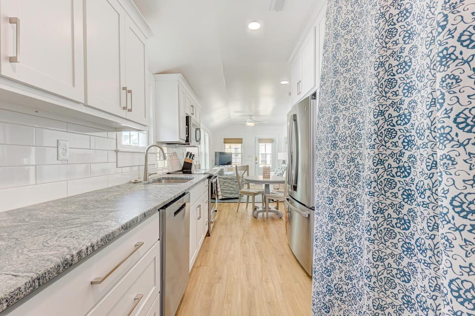 The Guest House on Scotch Bonnet by Carolina Beach Realty House in Carolina Beach