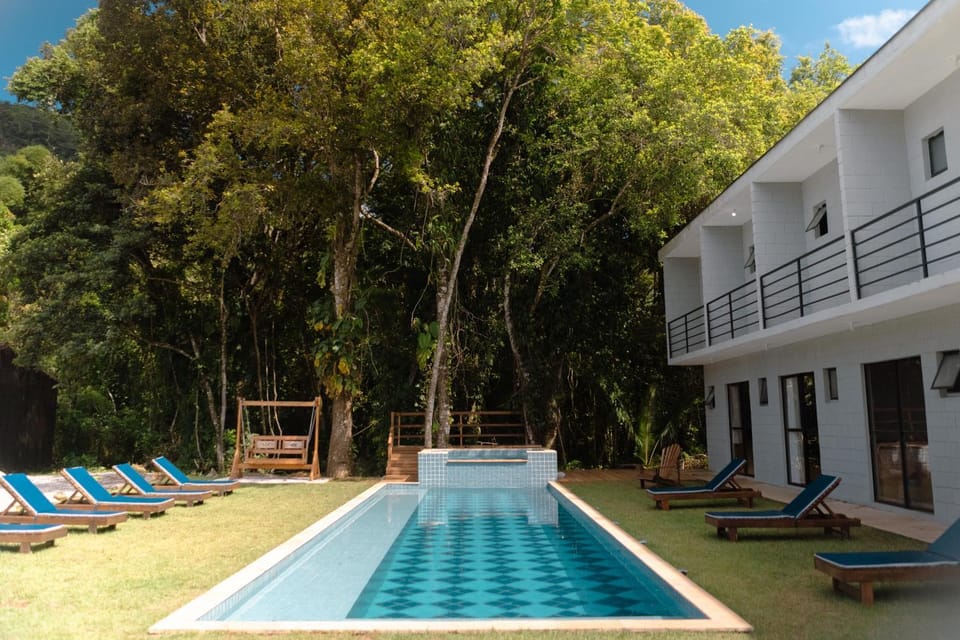 Swimming pool, Swimming pool